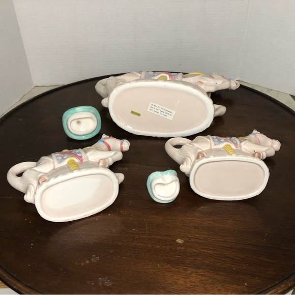 Vintage Heritage Mint - Carousel Horse Teapot Set with Creamer and Sugar Bowl - Picture 12 of 17